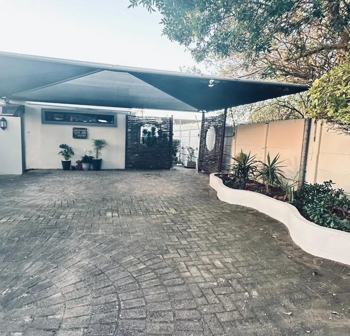 House Of Versace Port Elizabeth 0*,  South Africa